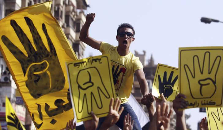 نجل مرسي يدعو إلى التظاهر ضد 