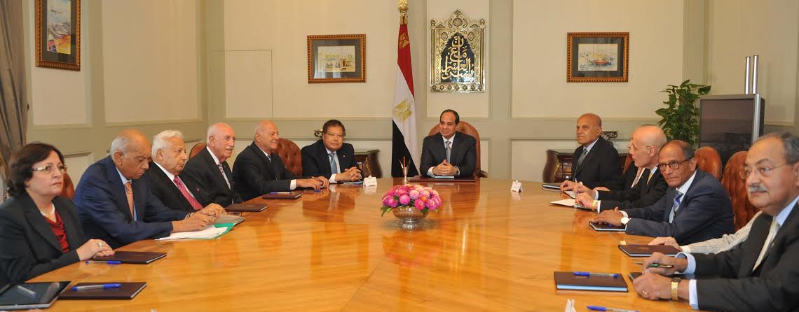 السيسي: مجلس علماء مصر سيلعب دورا في تنفيذ المشروعات القومية وتحسين الخطابين الديني والإعلامي