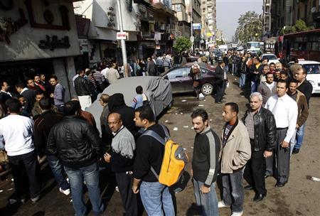 تغيير الموظفين المتواطئين وإنذار المرشحين المخالفين .. أبرز سمات الاستعدادات للانتخابات في المحافظات التسع