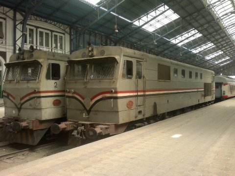 مصر توقع اتفاق قرض مع المجر بقيمة 900 مليون يورو لتوريد 700 عربة قطار