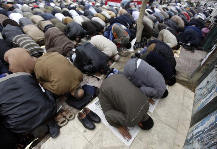 خطيب مسجد المصطفى بالسويس: الحرب ليست على الحاكم وانما ضد الإسلام