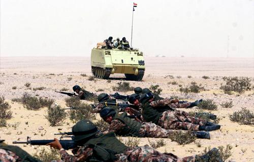 مصدر أمني: ارتفاع عدد القتلى والمصابين في صفوف قوات الأمن جراء هجمات سيناء إلى 60 