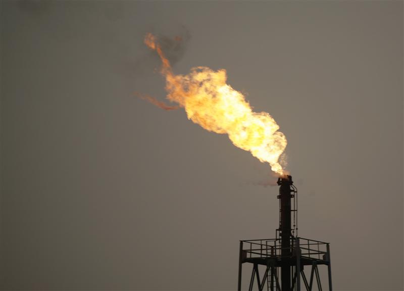 مستثمرو قطاع البترول في مصر متفائلون لكنهم ينتظرون مزيد من الامتيازات الحكومية