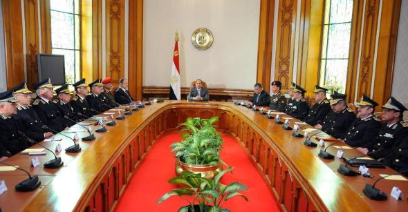 السيسي يستعرض مع وزير الداخلية ورئيس المخابرات تطورات الأوضاع الأمنية الداخلية