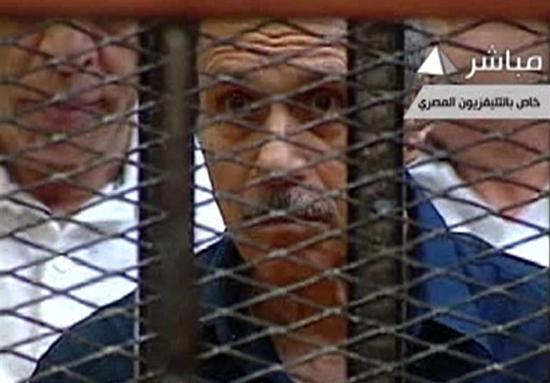 حبيب العادلي أمام المحكمة: لا يوجد دليل على صدور أوامر بقتل المتظاهرين.. و 
