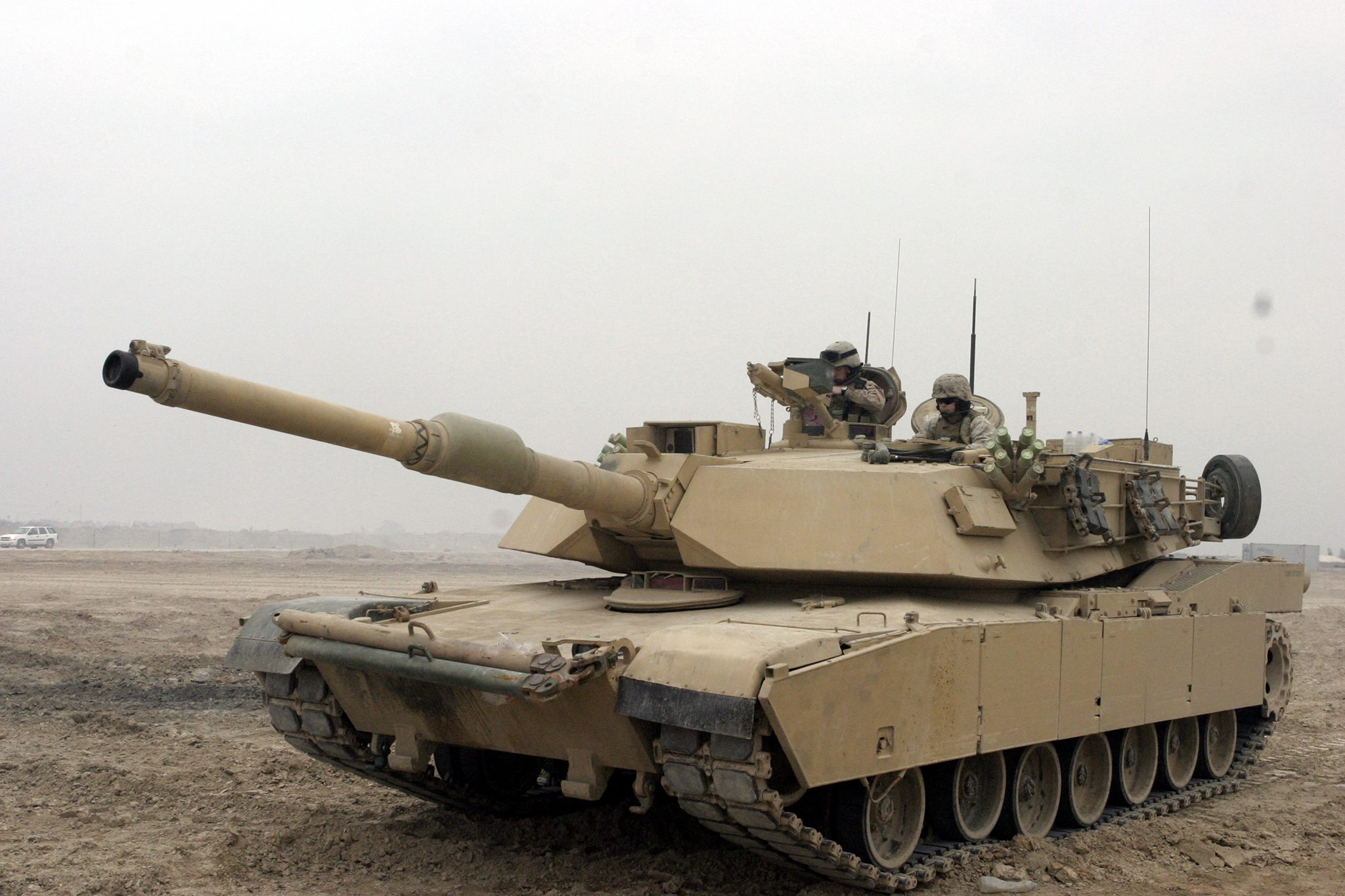 السفارة الأمريكية: استئناف الإنتاج المصري الأمريكي لدبابات أبرامز إم1 إيه1