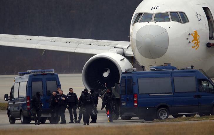 السويد تفرج عن الطائرة المصرية المحتجزة منذ يومين