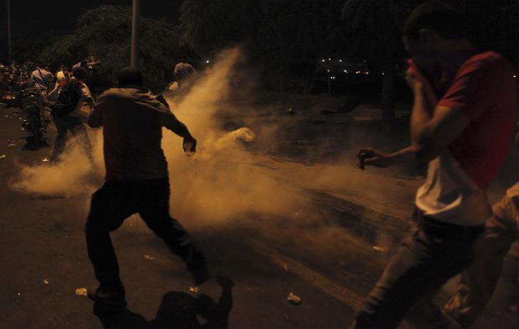 اشتباكات عنيفة وتبادل إطلاق النار بين الأهالي ومؤيدي مرسي بالحوامدية 