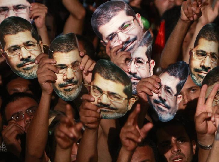 حل الأزمة في مصر يتوقف على خروج كريم لمرسي 